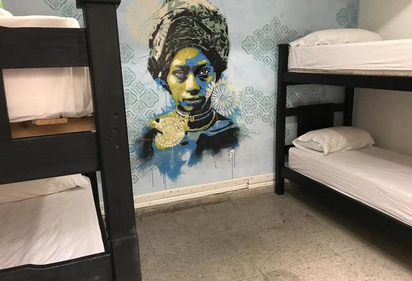 هتل Lacandona Hostel