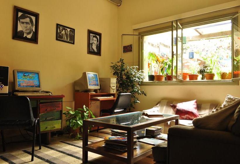 هتل Lacandona Hostel