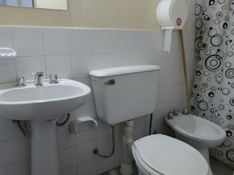 호텔 Las Rejas Hostel