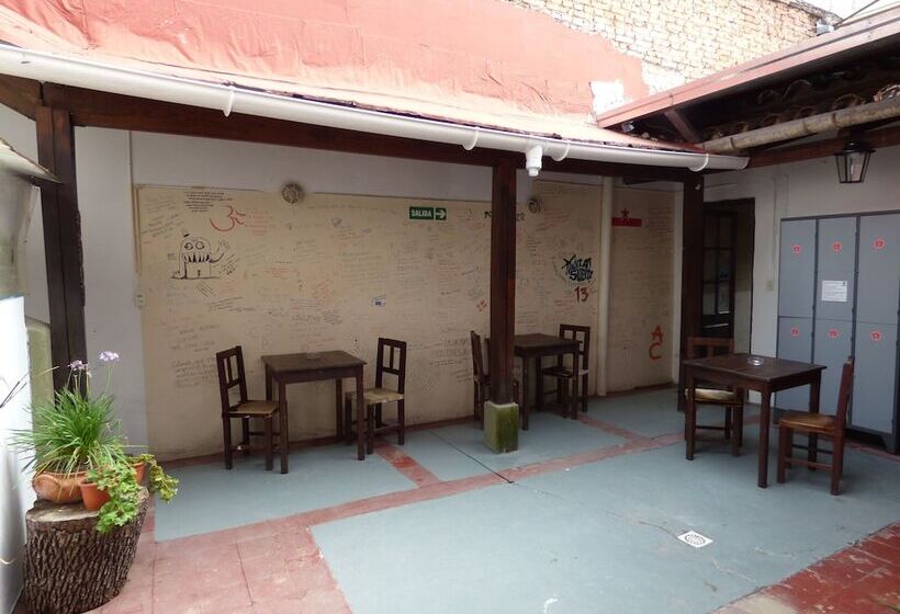 호텔 Las Rejas Hostel