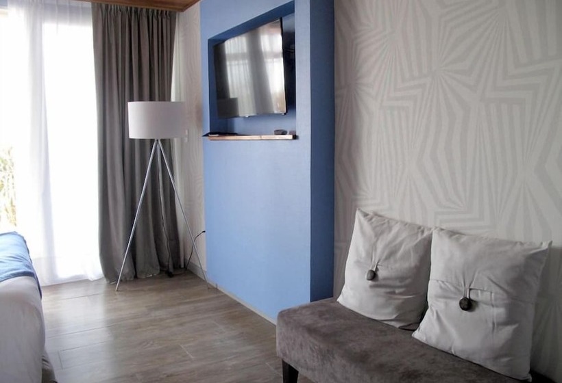 هتل Puerto Dijama