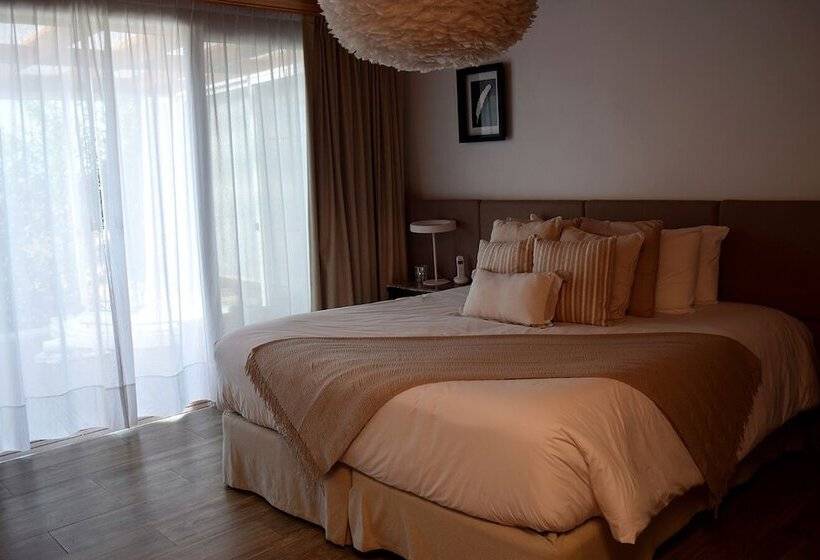 هتل Puerto Dijama