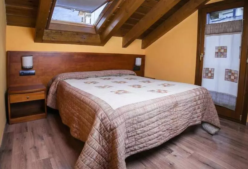 Hotel Roca