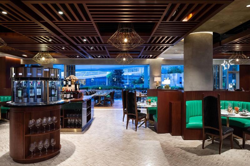 هتل The Douglas, Autograph Collection