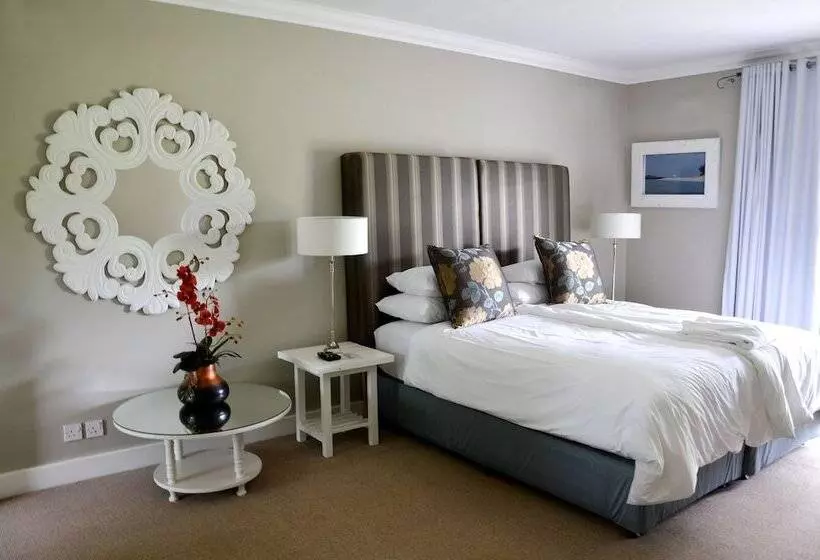هتل Willow Lodge