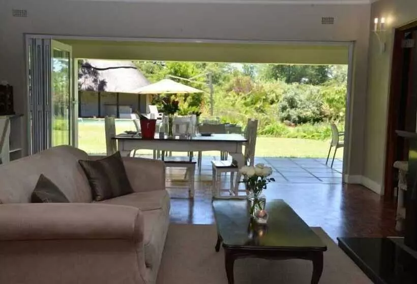 هتل Willow Lodge