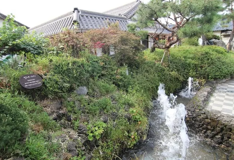ペンション Sungsim Hanok Guesthouse