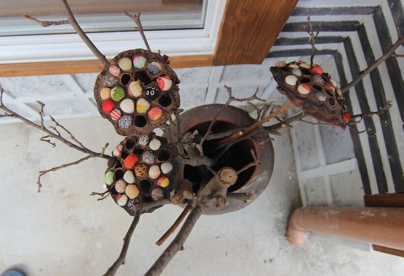 פנסיון Sungsim Hanok Guesthouse