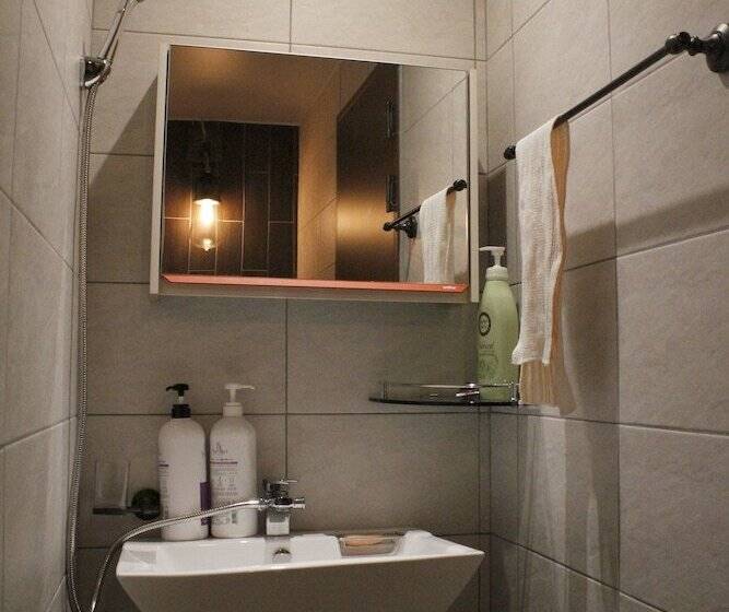 פנסיון Sungsim Hanok Guesthouse