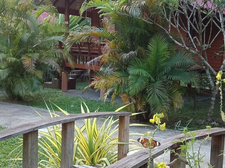 Szálloda Najjamee Bungalows Koh Yao Noi