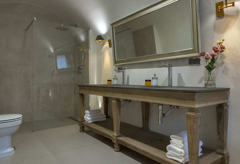 בית מלון כפרי Zamek Sarny