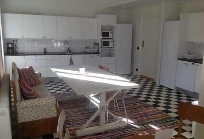 Café Mandeltårtan B&b Villafloraviola