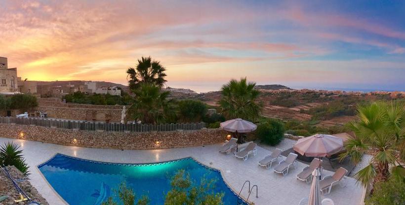 Ellie Boo Bed & Breakfast