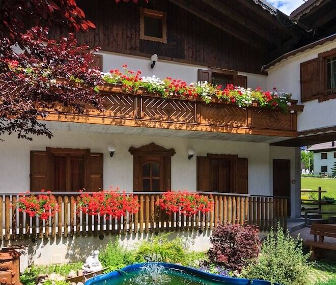 בית מלון כפרי Edelweiss