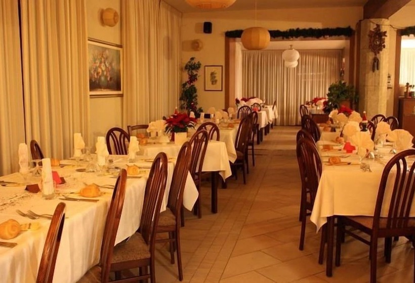 בית מלון כפרי Edelweiss