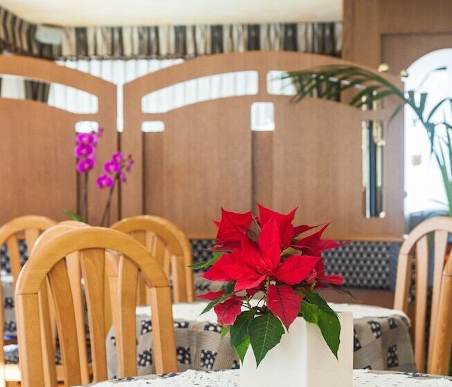 בית מלון כפרי Edelweiss