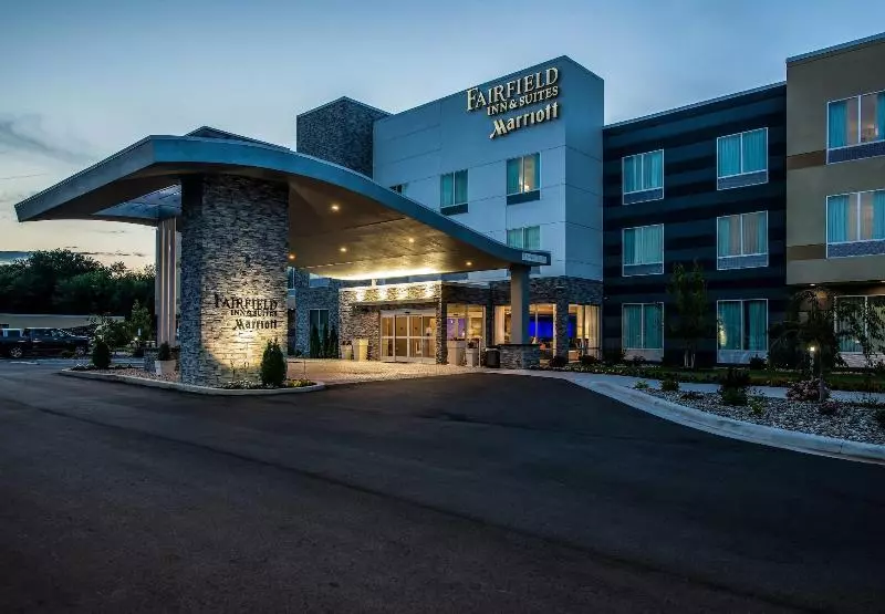 ホテル Fairfield Inn & Suites By Marriott St. Joseph Stevensville