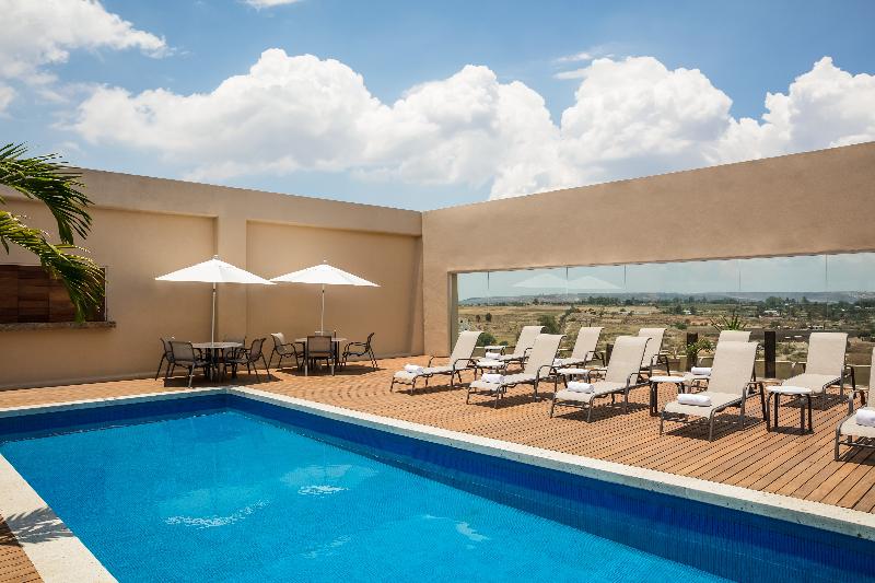 هتل Fiesta Inn Silao Puerto Interior