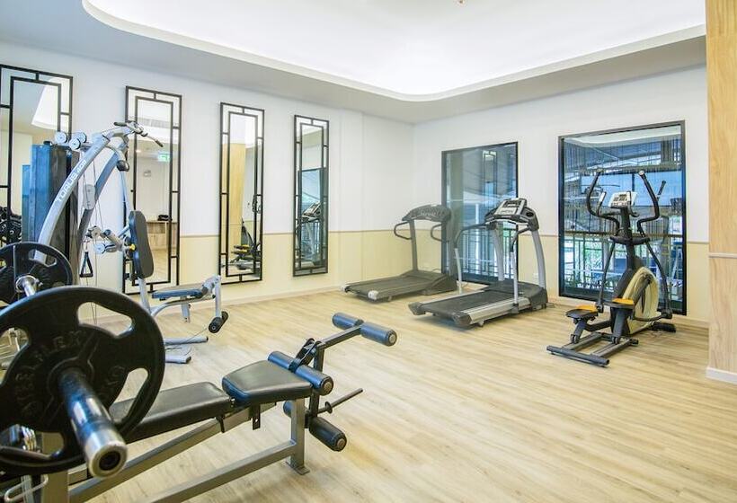 Hotel Holiday Style Ao Nang Beach Resort, Krabi