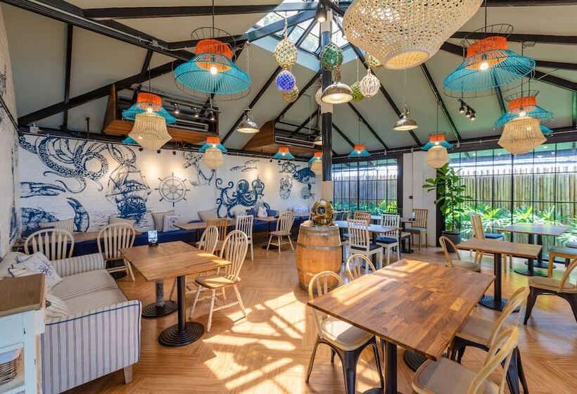 Hotel Holiday Style Ao Nang Beach Resort, Krabi