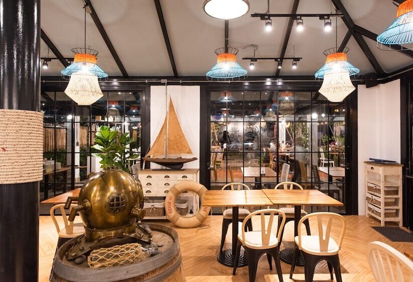 Hotel Holiday Style Ao Nang Beach Resort, Krabi