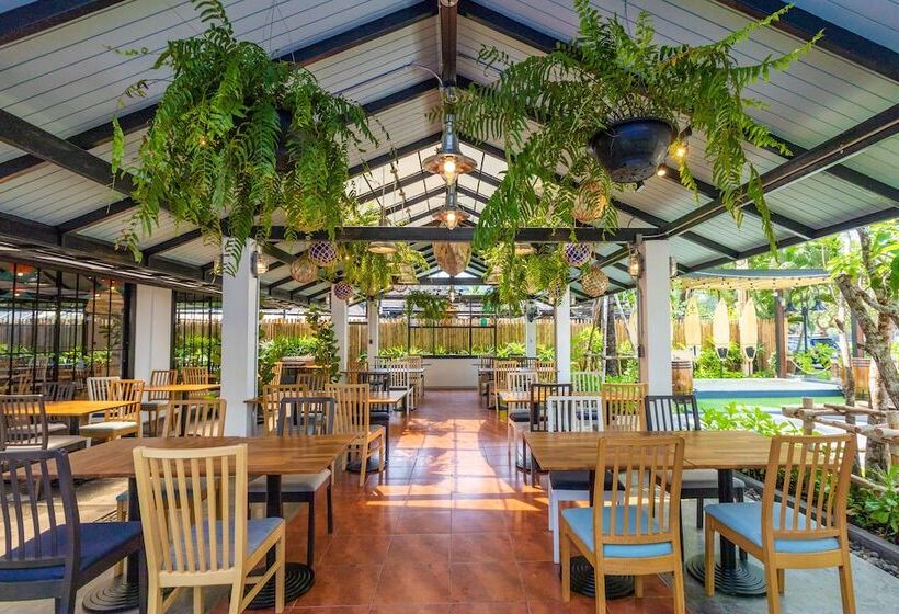 Hotel Holiday Style Ao Nang Beach Resort, Krabi