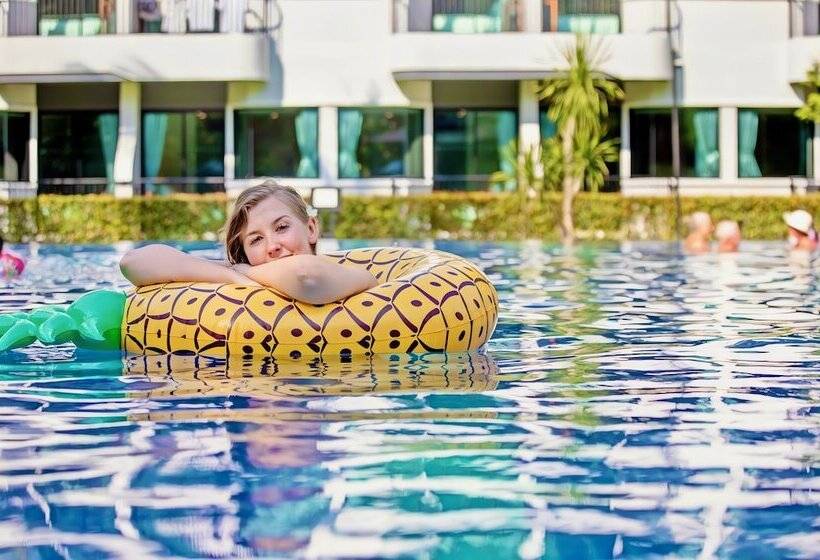 Hotel Holiday Style Ao Nang Beach Resort, Krabi