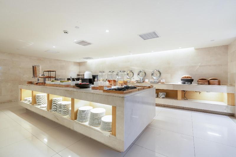 Отель Ji  Guangzhou Tianhe East Railway Station