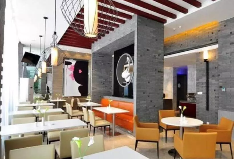 Hotelli Jinjiang Inn Kunming Changshui Airport