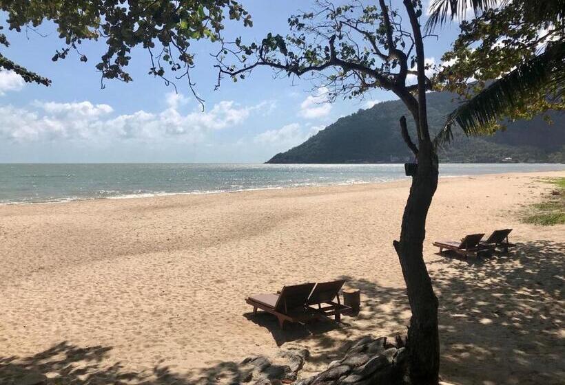 Otel Khanom Hill Resort