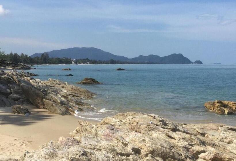 Otel Khanom Hill Resort