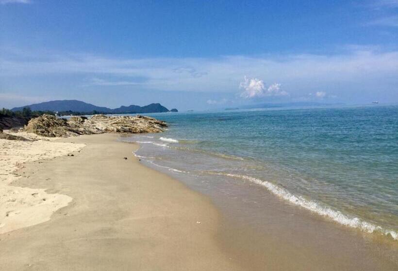 Otel Khanom Hill Resort