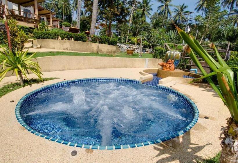 Otel Khanom Hill Resort