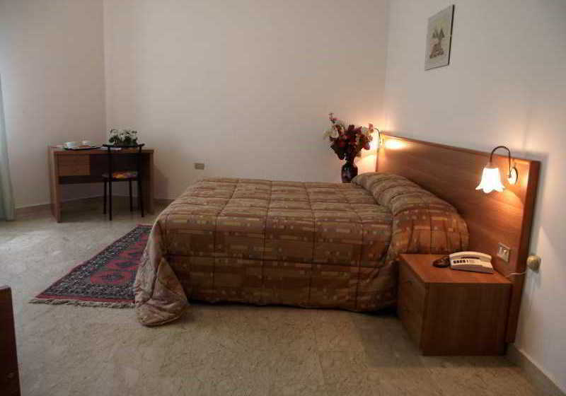 בית מלון כפרי Ristorante Mosaici