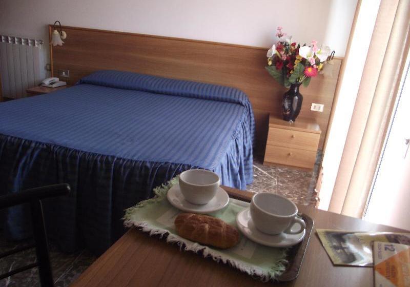 בית מלון כפרי Ristorante Mosaici