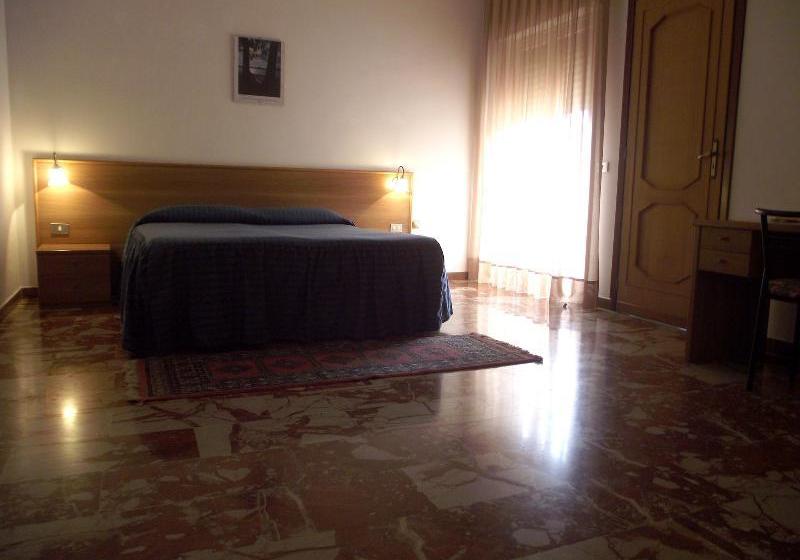 בית מלון כפרי Ristorante Mosaici