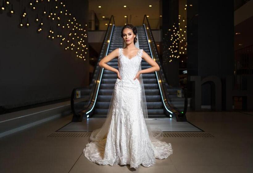 호텔 NH Curitiba The Five