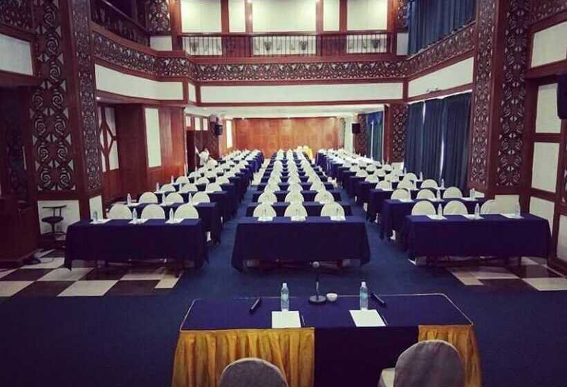 בית מלון כפרי Purnama