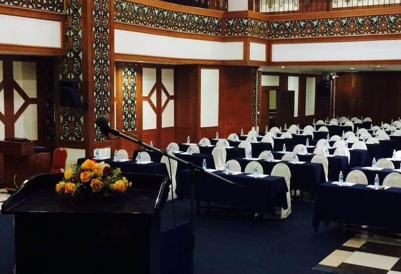 בית מלון כפרי Purnama