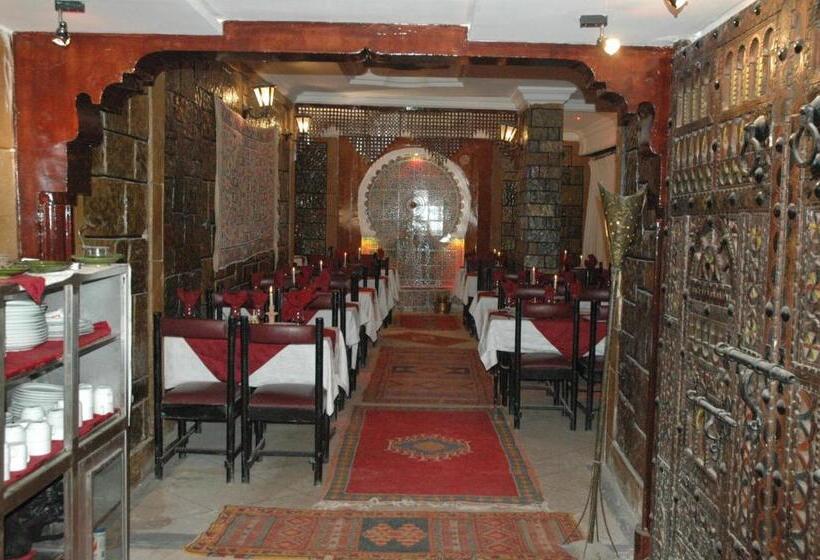 בית מלון כפרי Tiout