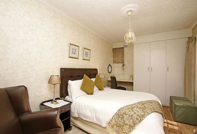 Pensió Arum Place Guest House