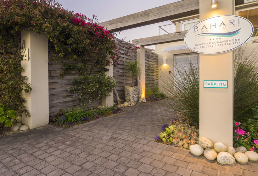 Пансион Bahari Beach House