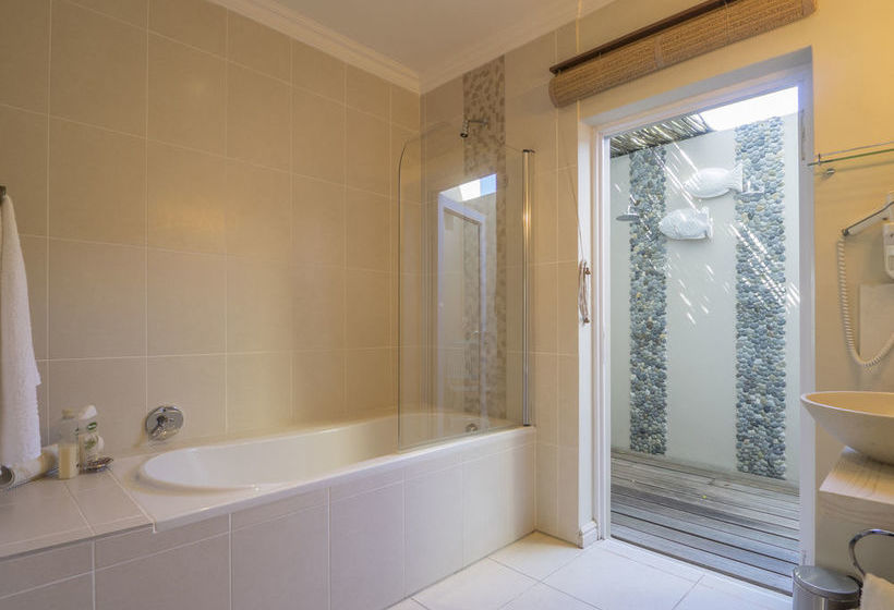 Пансион Bahari Beach House