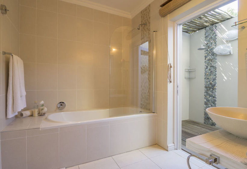 Пансион Bahari Beach House