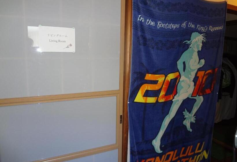 הוסטל Tentsuku Guest House