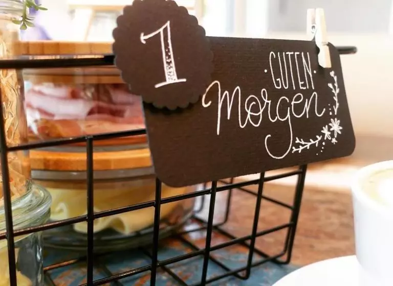 Aamiaismajoitus (B&B) 5rooms Frühstückspension