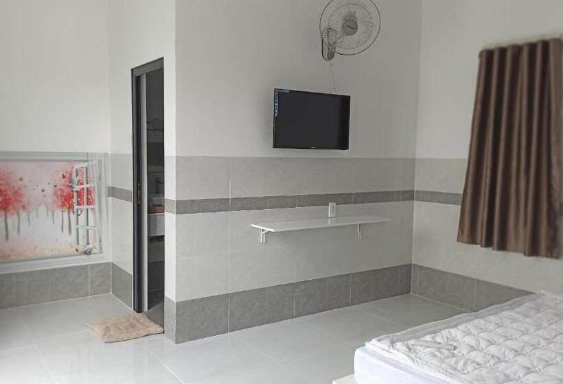 Cát Khuê Motel