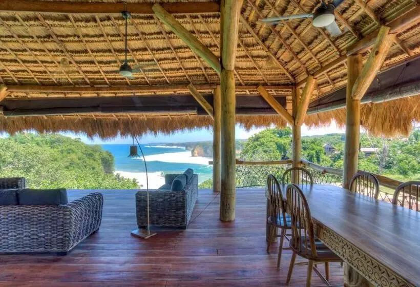 Hotelli Ngalung Kalla Retreat