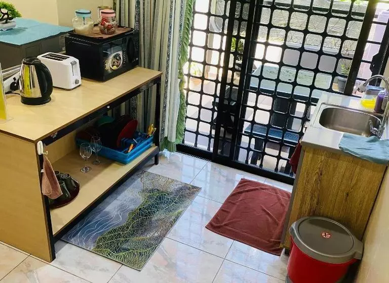 پانسیون 100 Oastel Coliving