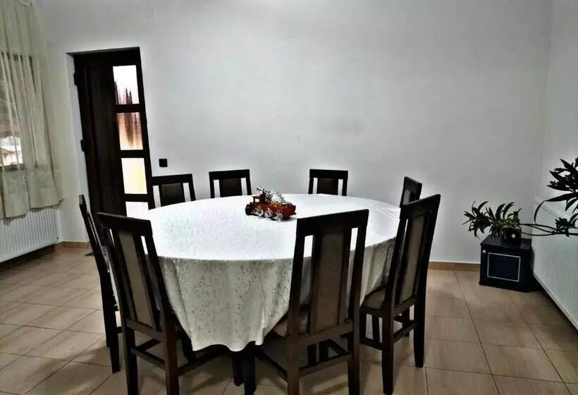 Pensiunea Casa Nușa